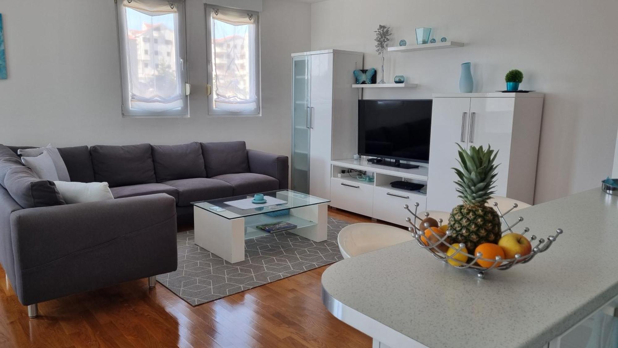 Apartment Domino Split